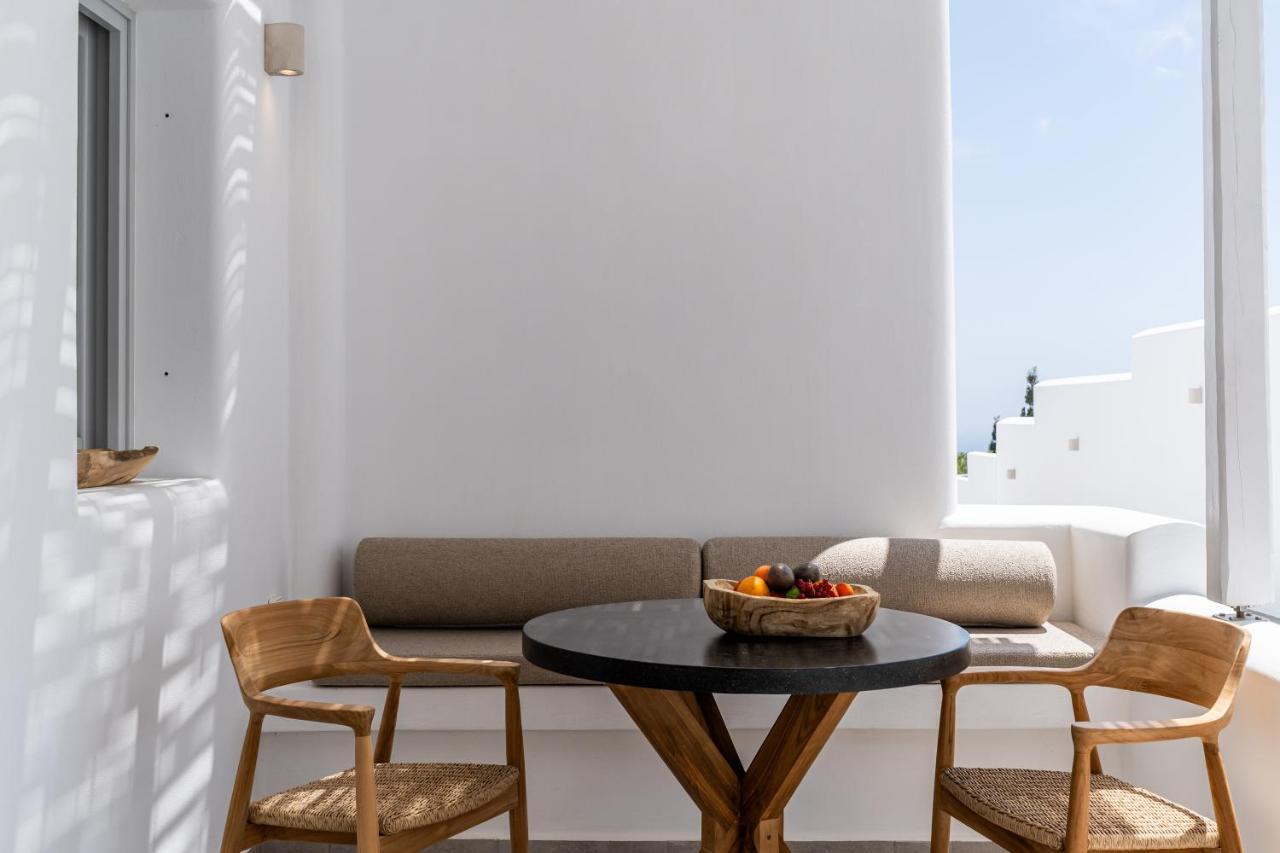Arotron Santorini Bed & Breakfast Pýrgos Eksteriør bilde