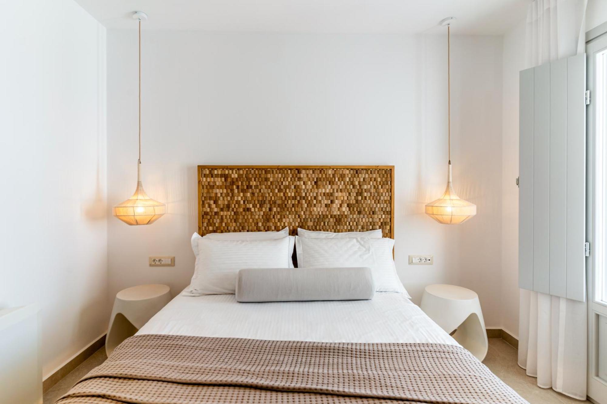 Arotron Santorini Bed & Breakfast Pýrgos Eksteriør bilde